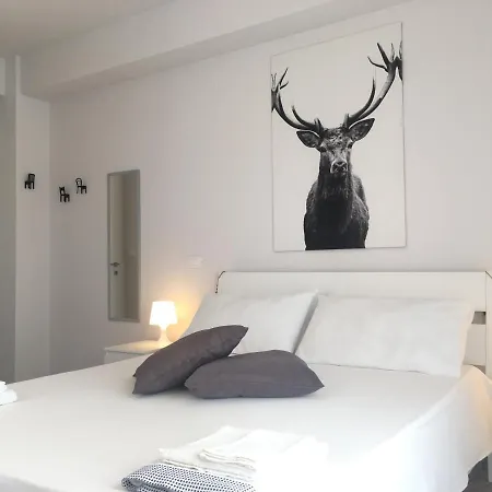 Deer House *